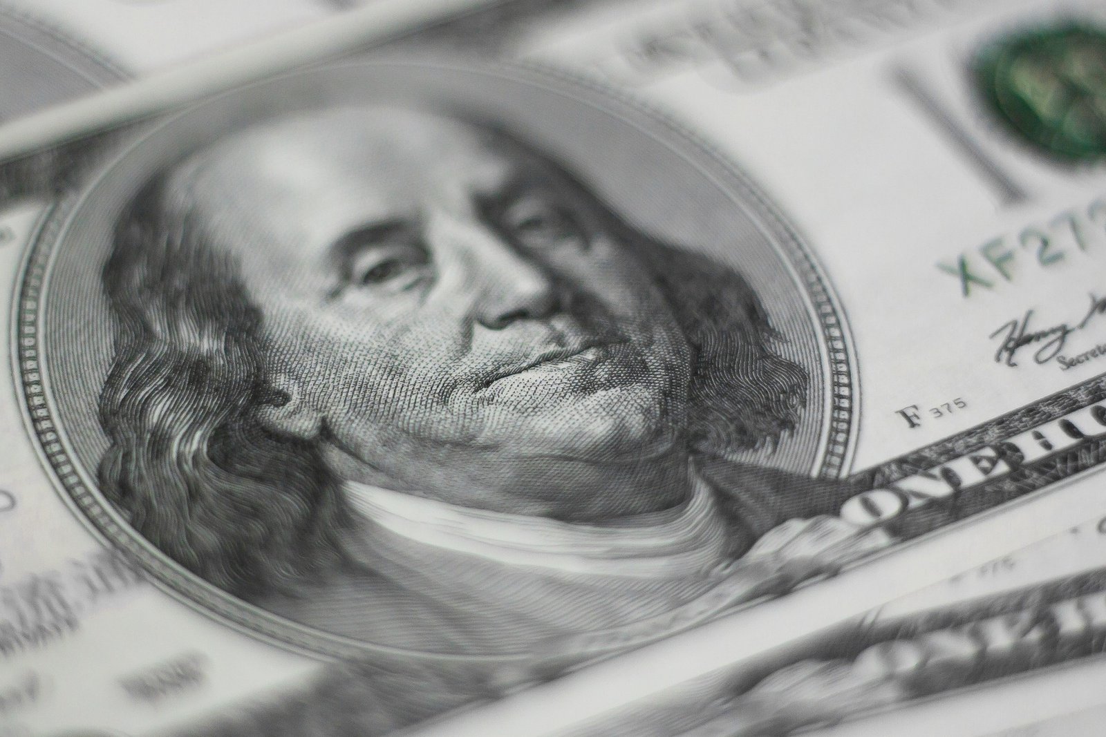 A Influência do Dólar no Mercado de Criptomoedas 3 Como Investir em Renda Fixa nos Estados Unidos